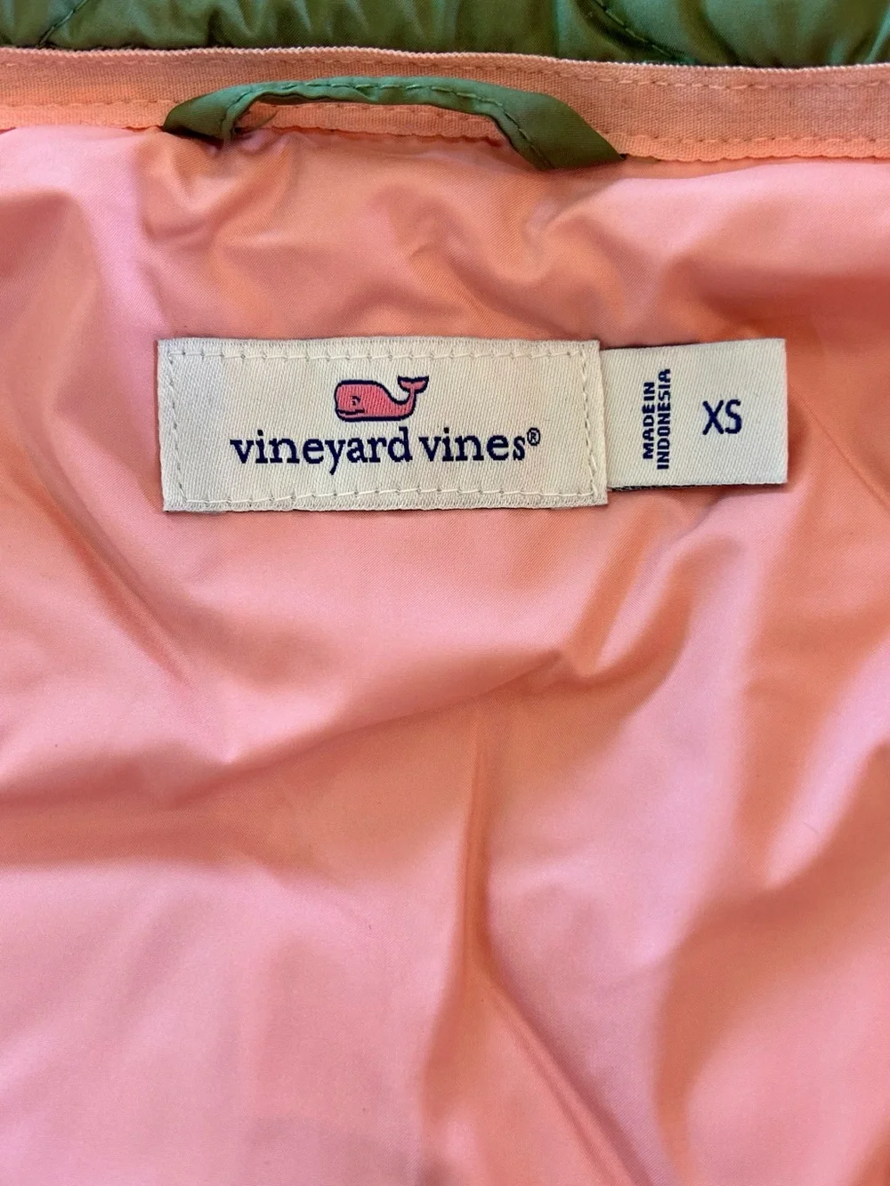 Vineyard Vines Girls Green Quilted Puffer Vest XS 4 5 PrimaLoft Pink Trim